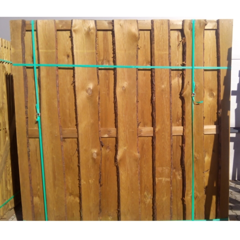 Bohlenzaun Rustic 180x180 cm Kiefer druckimpr&auml;gniert aus unbes&auml;umten s&auml;gerauhen Bohlen